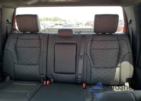 2025 Toyota Tundra Crewmax Limited z USA, uszkodzony, nr VIN 5TFJA5DBXSX274391